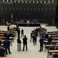 Imagem referente a Minirreforma eleitoral limita e parcela multas de partidos; entenda
