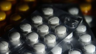 Fiocruz vai produzir remédio de alto custo contra esclerose para o SUS