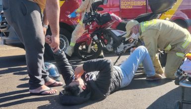 Imagem referente a Vítima termina ferida em queda de moto na Carlos Gomes