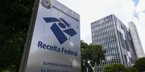 Arrecadação federal bate recorde e supera R$ 278 bilhões em abril Imagem referente a Arrecadação federal bate recorde e supera R$ 278 bilhões em abril