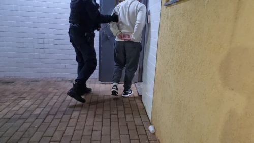 Discussão evolui para ameaças e homem é detido no Parque Verde Imagem referente a Discussão evolui para ameaças e homem é detido no Parque Verde