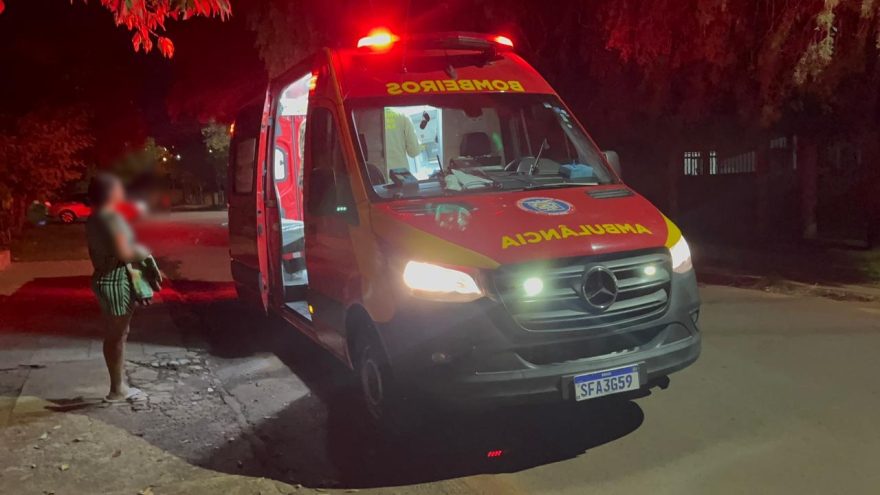 Criança de 4 anos sofre queda de sofá e é socorrida pelo Siate