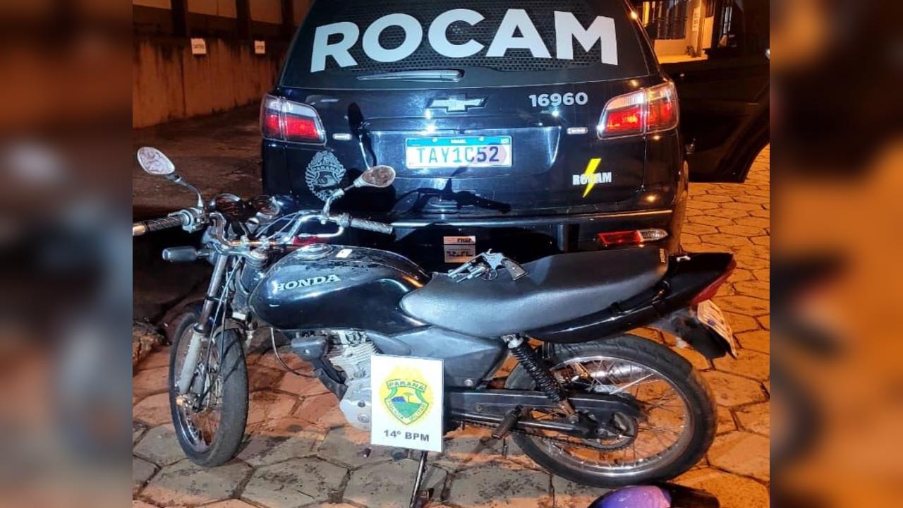 ROCAM apreende arma e motocicleta adulterada após perseguição em Foz do Iguaçu