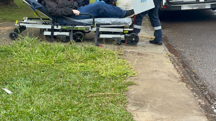 Mulher é encontrada caída e desorientada no Bairro Pacaembu