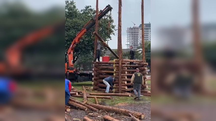 Paróquia São João Batista inicia montagem da tradicional fogueira da festa do padroeiro em Cascavel