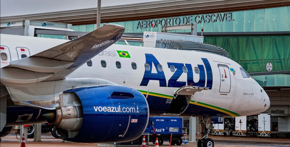 Passageiro perde aniversário em Cascavel após atraso da Azul