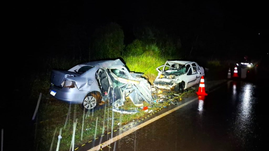 Três morrem e vítimas graves são levadas ao HUOP após acidente na PR-473