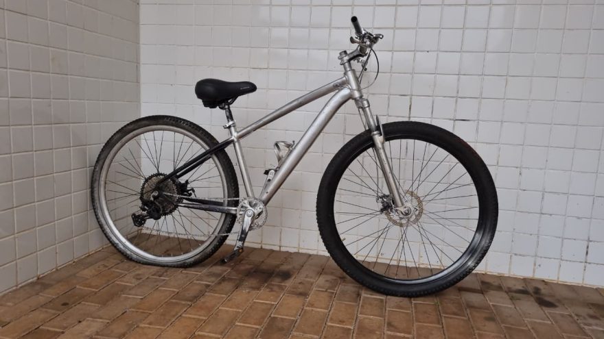 Guarda Municipal recupera bicicleta furtada e detém jovem em Cascavel