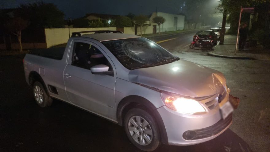 Motociclista fica ferido em acidente com Saveiro no Bairro Cancelli, em Cascavel