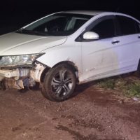 Imagem referente a Condutora de Honda City passa mal, perde o controle e sai da pista na BR-467