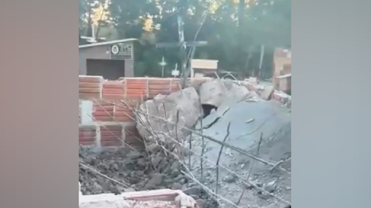 Homem morre esmagado pelo túmulo do próprio pai enquanto reformava o jazigo