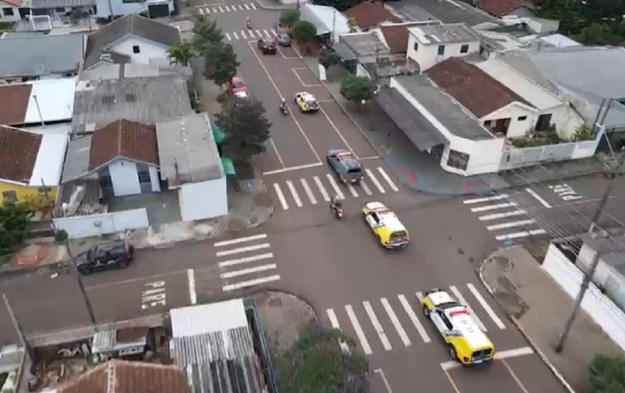 Imagens aéreas mostram início da operação da PM contra tráfico , homicídios e roubos em Cascavel