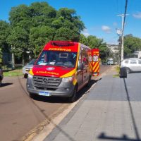 Imagem referente a Homem cai de andaime com quatro metros e é socorrido pelo Siate