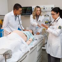 Imagem referente a Vestibular de medicina do Integrado terá prova presencial em Cascavel
