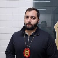 Imagem referente a “Ele pulou o portão, tentou furtar a bicicleta e correu na direção da jovem”, detalha delegado