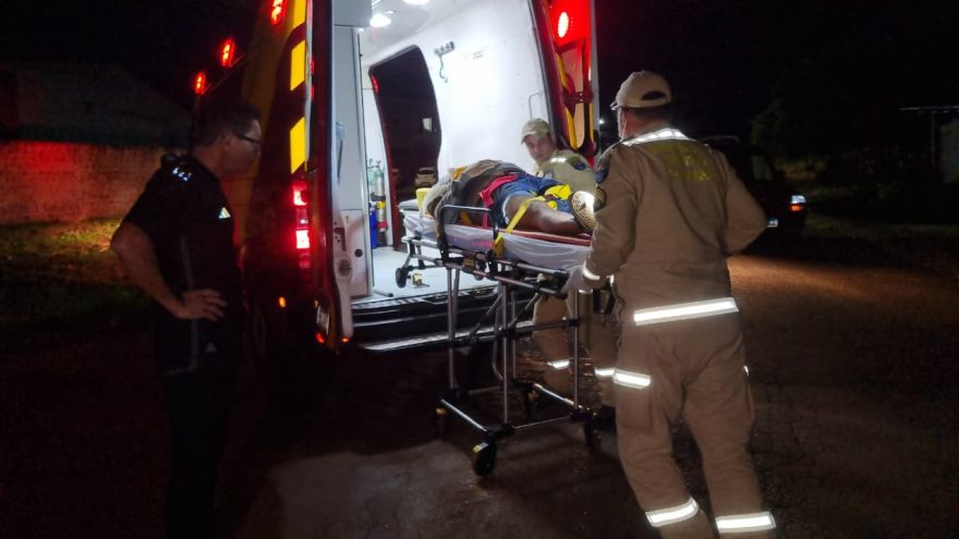 Rapaz fica ferido após colisão entre motos no Bairro Brasmadeira