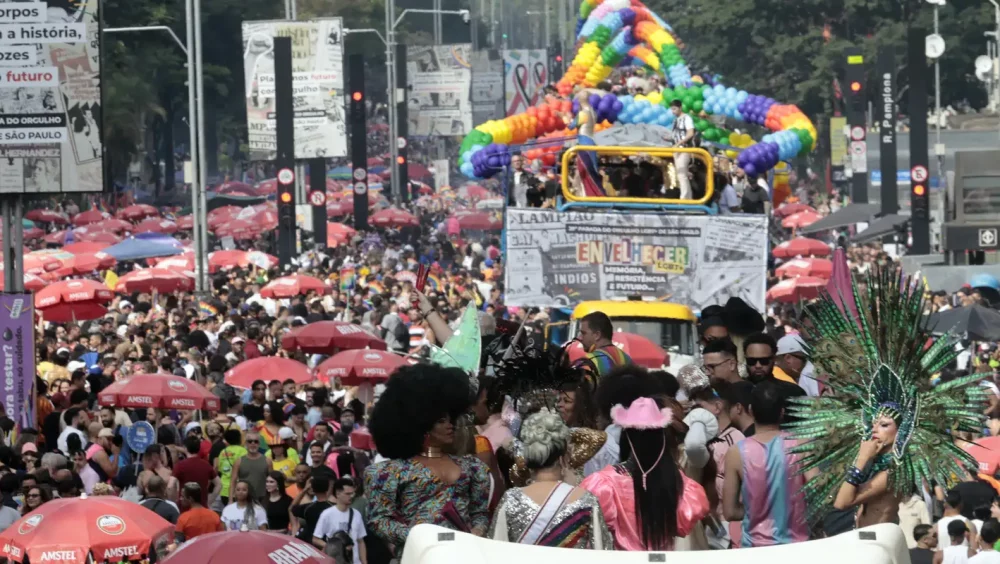 Restringir crianças em eventos LGBTQIA+ é questão de ódio, diz jurista Imagem referente a Restringir crianças em eventos LGBTQIA+ é questão de ódio, diz jurista