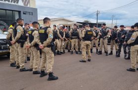 Operação Força Total mobiliza equipes da PM no Bairro Neva, em Cascavel