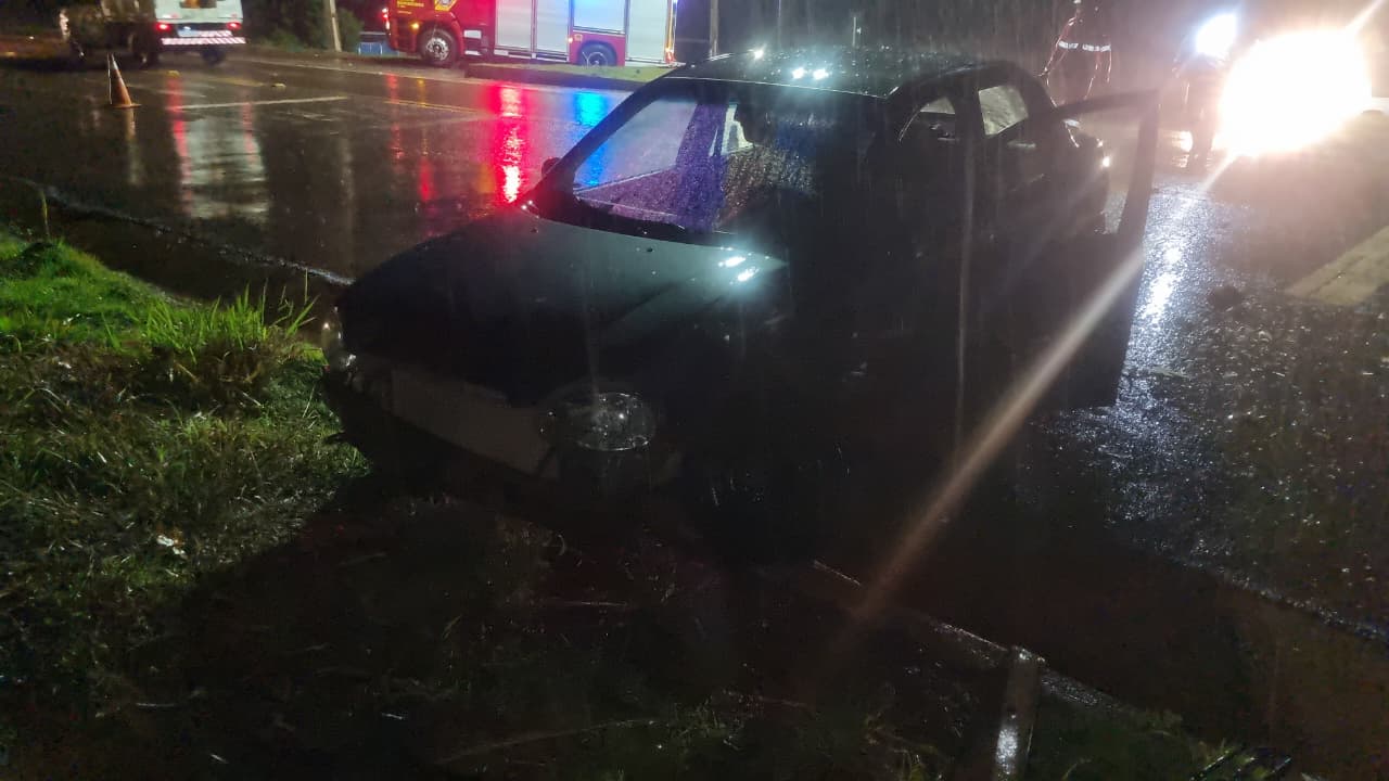 Acidente na PR-180 em Cascavel deixa idoso ferido