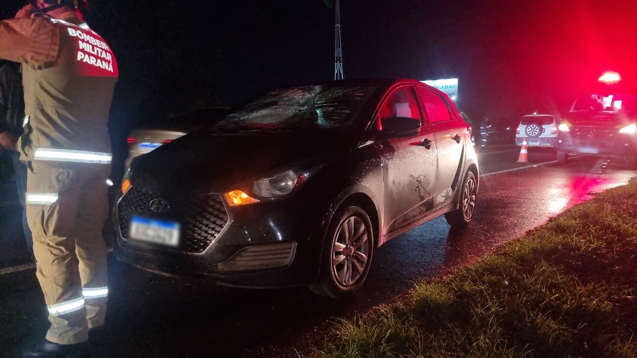 Homem é atropelado na BR-277 em noite chuvosa e de trânsito intenso em Cascavel