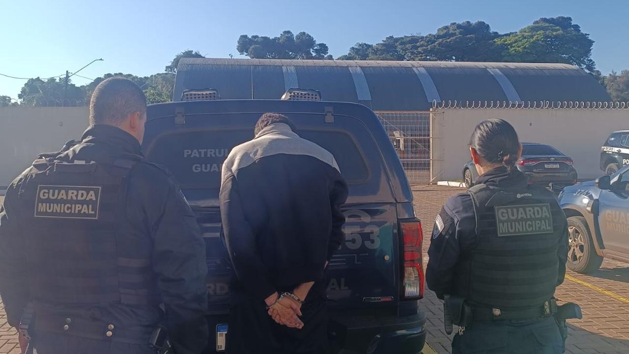 Homem é preso após ameaçar atear fogo em residência e por agressão no São Cristóvão