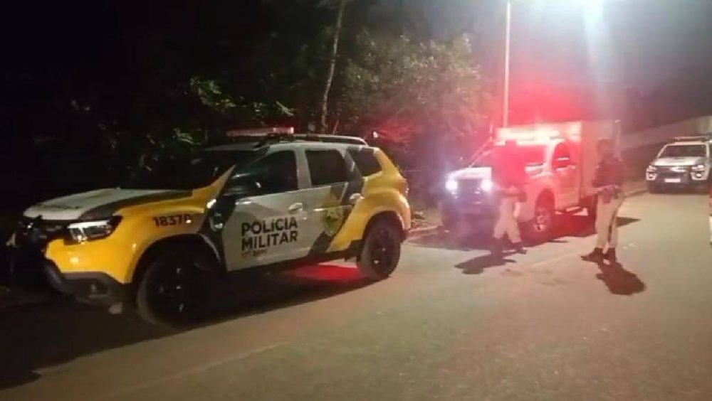 Homem é encontrado morto com 15 facadas em área de mata na RMC Imagem referente a Homem é encontrado morto com 15 facadas em área de mata na RMC