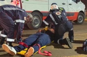 Motociclista é encaminhado ao hospital após acidente em Santa Helena