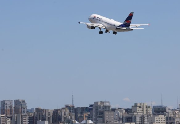 Petrobras reduz preço do querosene de aviação em 14,2%