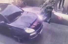 Homem passa a noite com mulher conhecida em festa e amanhece sem Porsche na garagem