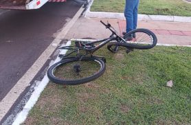 Ciclista fratura costela após bater de frente com carro em Toledo