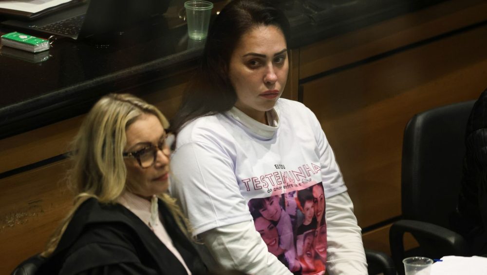 Caso Henry: Monique diz em depoimento que 'suspeita ter sido dopada' Imagem referente a Caso Henry: Monique diz em depoimento que 'suspeita ter sido dopada'
