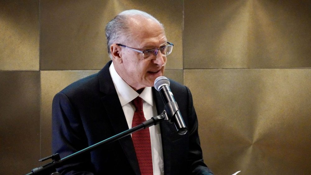 Alckmin: Pix é patrimônio nacional e não entra em negociação com EUA Imagem referente a Alckmin: Pix é patrimônio nacional e não entra em negociação com EUA