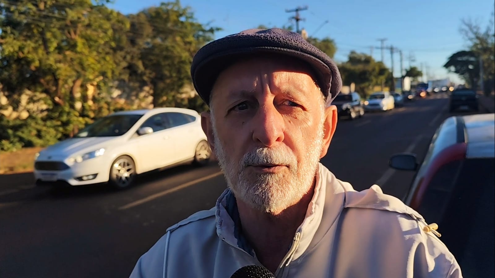 Motorista de Fiorino conta como aconteceu acidente que destruiu moto na Av. Piquiri