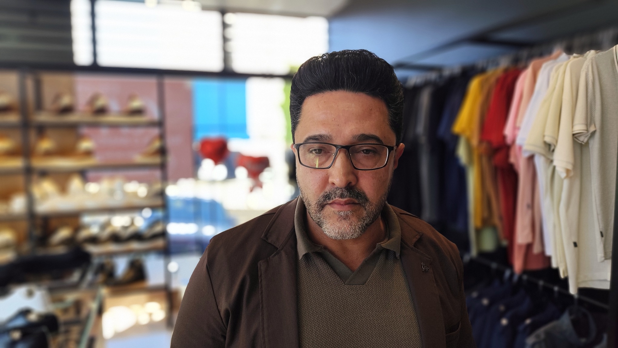 Empresário estima prejuízo de até R$ 7 mil após onda de arrombamentos em galeria no Coqueiral