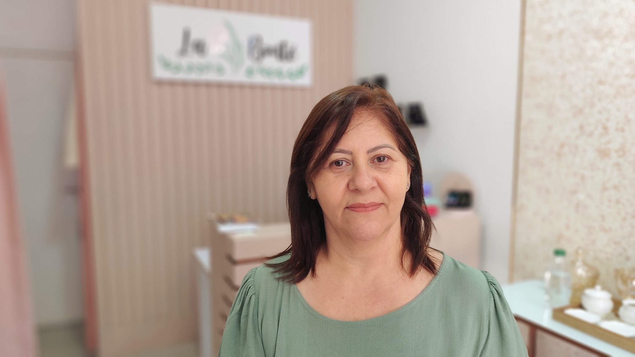 Comerciante relata revolta após ladrão permanecer por quase uma hora em galeria arrombada no Coqueiral