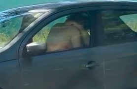 Mês dos Namorados? Casal é flagrado fazendo “brincadeiras gostosas” em rua movimentada de Cascavel