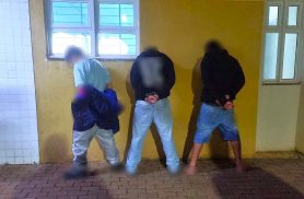 Veículo furtado é localizado com três ocupantes durante patrulhamento da GM nessa madrugada