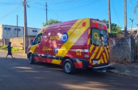 Portão cai e atinge cabeça de adolescente no bairro Interlagos