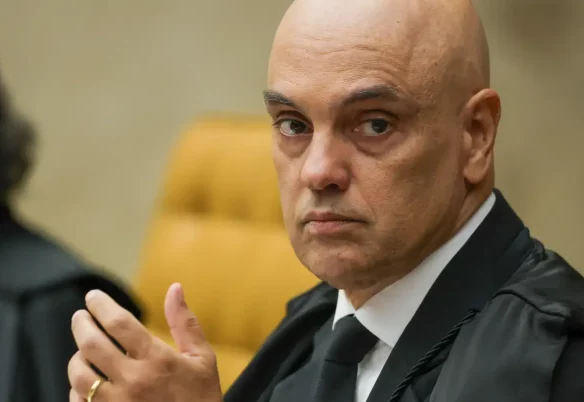 Fachin autoriza AGU a defender Moraes em processo nos EUA