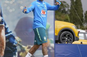 Neymar não viaja com seleção para Cleveland; segue em tratamento