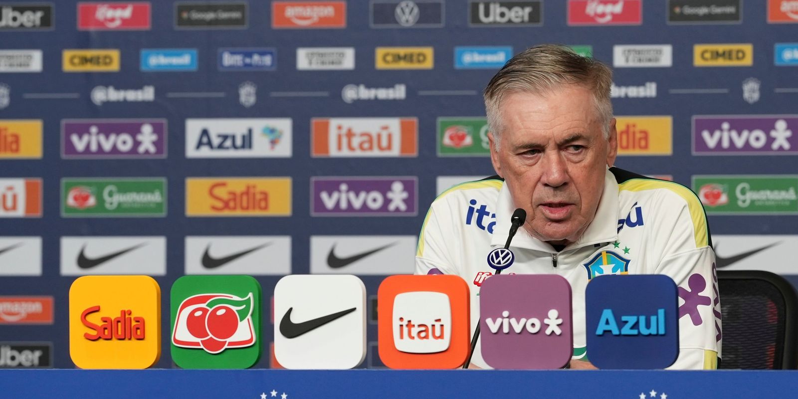 Imagem referente a Ancelotti vai testar Paquetá e Igor Thiago em amistoso contra Egito