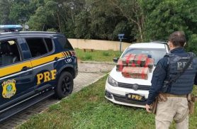Casal é preso com quase 87 kg de maconha escondidos em carro