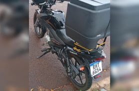 Moto é furtada em plena luz do dia no Centro de Cascavel