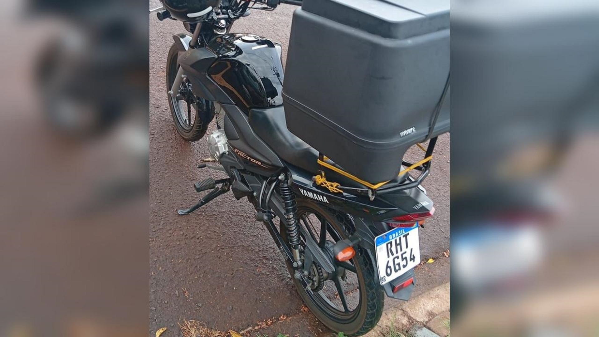 Moto é furtada em plena luz do dia no Centro de Cascavel Imagem referente a Moto é furtada em plena luz do dia no Centro de Cascavel