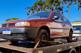 Carro com alerta de furto é encontrado abandonado na região norte de Cascavel