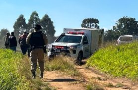 Motoboy é encontrado morto com marcas de tiros na Rodovia do Talco