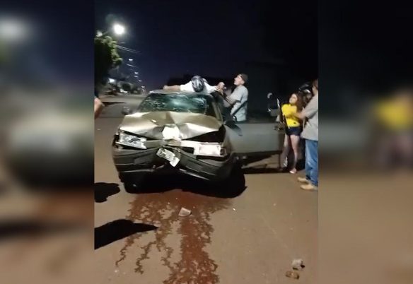 Colisão frontal em Corbélia termina com motociclista morto e motorista preso