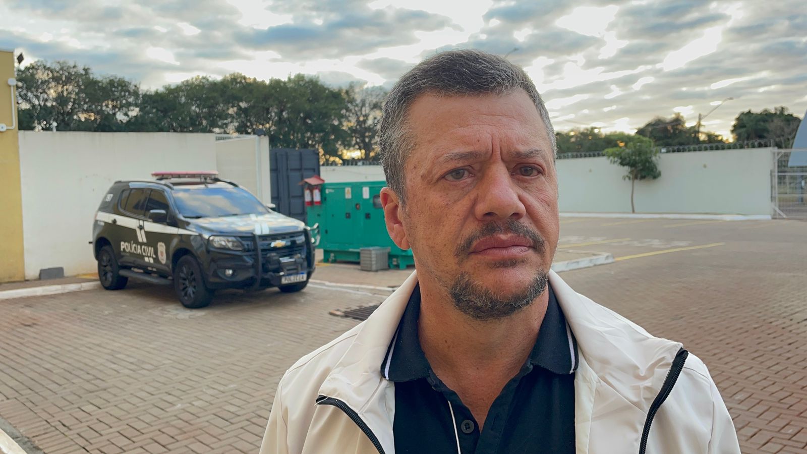Empresário relata tentativa de assalto com facão: “Pegamos o ladrão dentro da garagem”