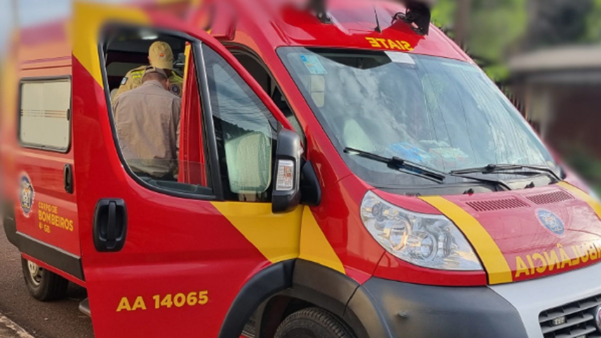 Motociclista quebra perna em acidente no bairro Floresta