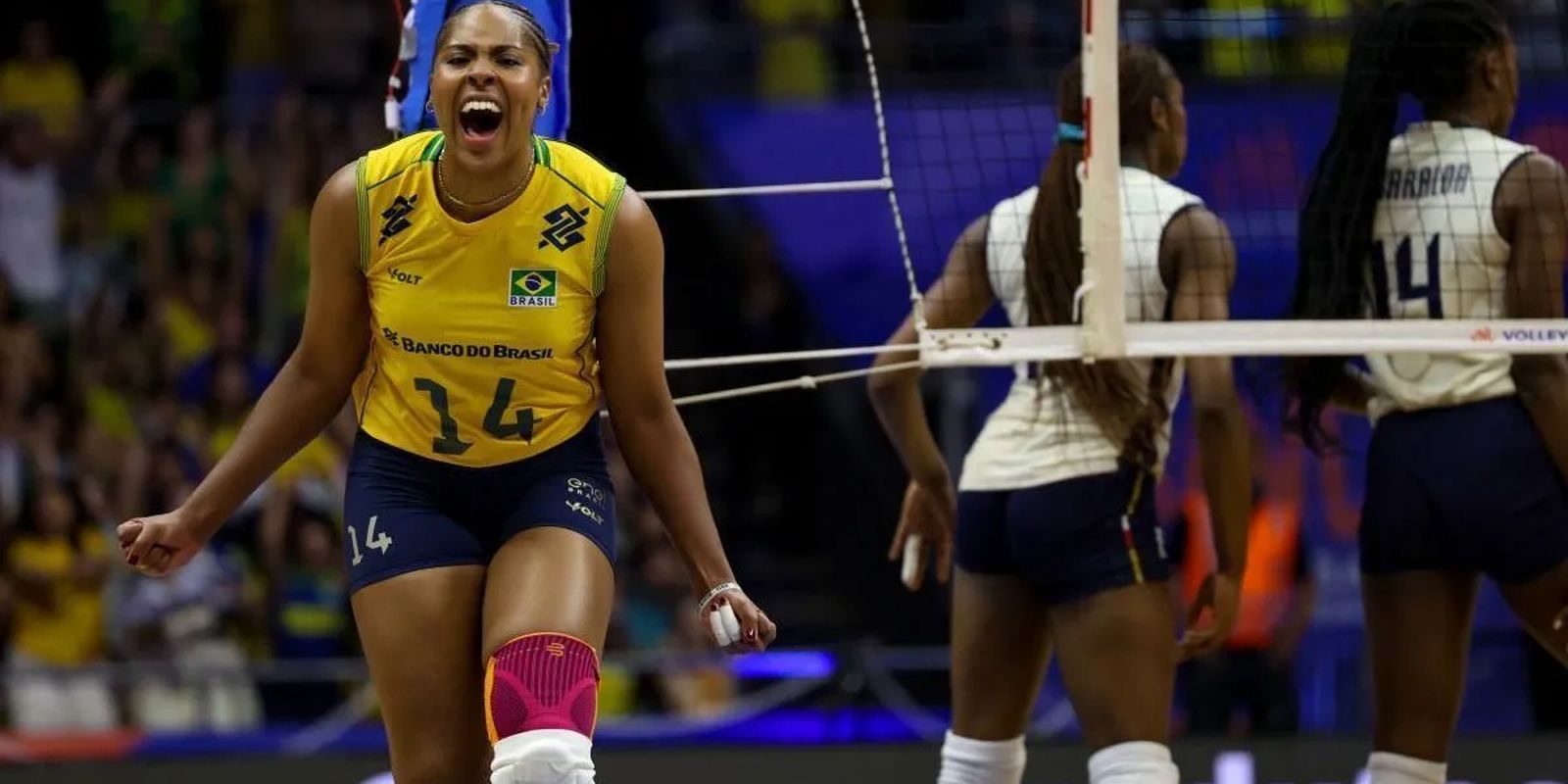 Brasil sofre, mas bate Itália por 3 sets a 2 na Liga das Nações Imagem referente a Brasil sofre, mas bate Itália por 3 sets a 2 na Liga das Nações